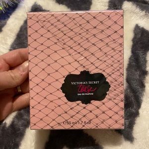 BNWT Victoria’s Secret Tease Perfume